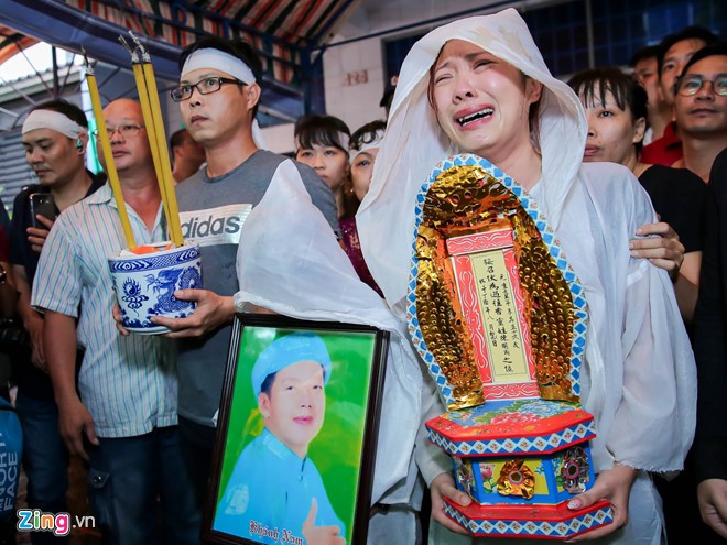 Phuoc Sang, Thanh Bach toi dua tien nghe si Khanh Nam-Hinh-2